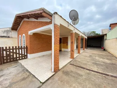 Casa com 2 Quartos à venda, 162m² no Jardim Cherveson, Rio Claro