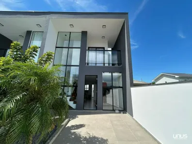 Sobrado com 2 Quartos à venda, 89m² no Forquilhas, São José