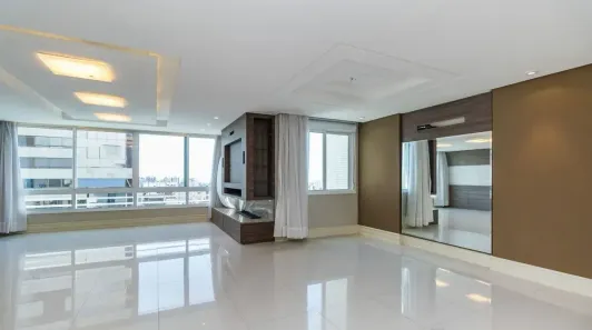 Apartamento com 2 Quartos à venda, 105m² no Três Figueiras, Porto Alegre