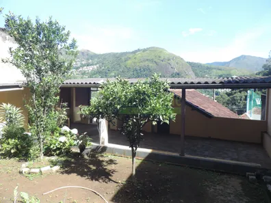 Casa com 4 Quartos à venda, 120m² no Itamarati, Petrópolis