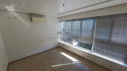 Sala Comercial com 2 Quartos à venda, 46m² no Vila Nova Conceição, São Paulo
