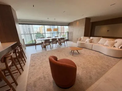 Apartamento com 3 Quartos para venda ou aluguel, 157m² no Cambuí, Campinas