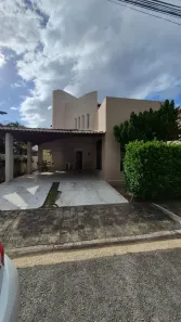 Casa com 4 Quartos para alugar, 350m² no Candelária, Natal