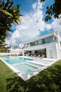 Casa de Condomínio com 7 Quartos à venda, 600m² no Tabatinga, Caraguatatuba