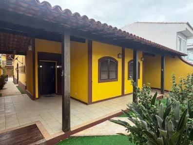 Casa com 4 Quartos à venda, 350m² no Jardim Atlântico Central (Itaipuaçu), Maricá