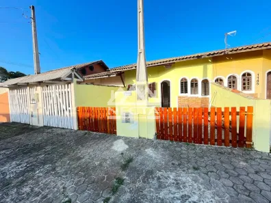 Casa com 2 Quartos à venda, 90m² no Jardim Brasil, Caraguatatuba