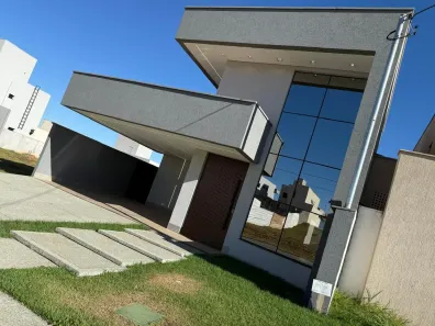 Casa de Condomínio com 3 Quartos à venda, 155m² no Jardins Capri, Senador Canedo