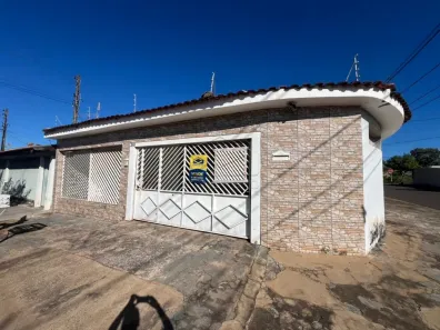 Casa com 3 Quartos à venda, 184m² no Conjunto Habitacional Pastor Arlindo Lopes Viana, Bauru