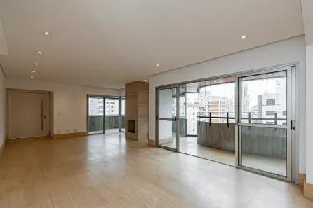 Apartamento com 3 Quartos à venda, 170m² no Vila Uberabinha, São Paulo