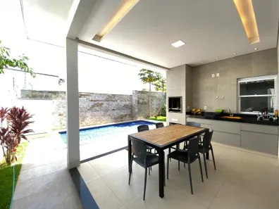 Casa de Condomínio com 3 Quartos à venda, 360m² no Jardim Botânico, Uberlândia