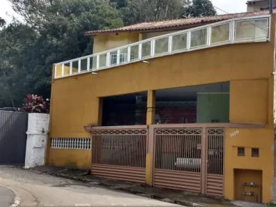 Casa com 3 Quartos à venda, 351m² no Centro Alto, Ribeirão Pires