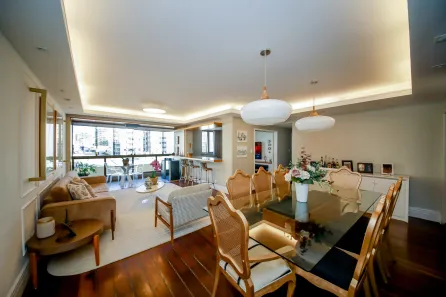 Apartamento com 3 Quartos à venda, 214m² no Centro, Juiz de Fora