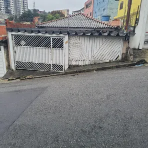 Casa com 2 Quartos para alugar, 80m² no Vila Três Irmãos, Carapicuíba