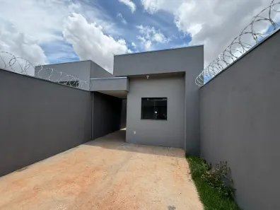 Casa com 3 Quartos à venda, 100m² no Interlagos, Montes Claros
