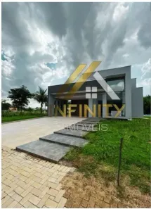 Casa com 4 Quartos à venda, 196m² no Garavelo Sul, Hidrolândia