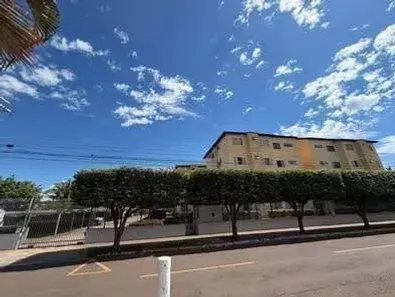 Apartamento com 3 Quartos para alugar, 10m² no Santo Antônio, Campo Grande