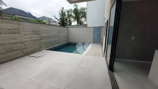 Casa de Condomínio com 3 Quartos à venda, 327m² no Recreio dos Bandeirantes, Rio de Janeiro