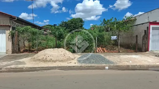 Lote/Terreno à venda, 360m² no bairro Nazaré, Hidrolândia