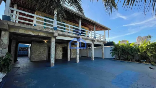 Sobrado com 5 Quartos para alugar, 250m² no Praia das Palmeiras, Caraguatatuba