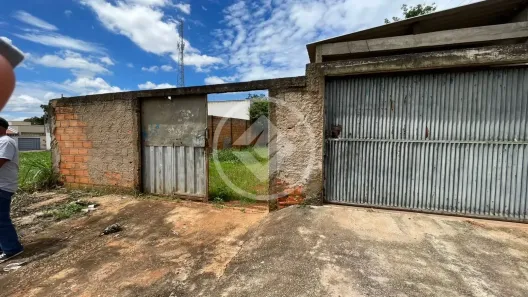 Casa com 4 Quartos à venda, 90m² no Parque Itatiaia, Aparecida de Goiânia