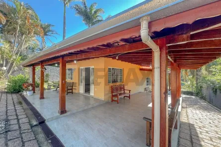 Fazenda/Sítio com 5 Quartos à venda, 425m² no Jardim Leonor, Itatiba