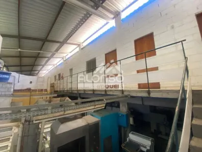 Galpão/Depósito/Armazém à venda, 300m² no Jardim Monte Alegre, São Paulo