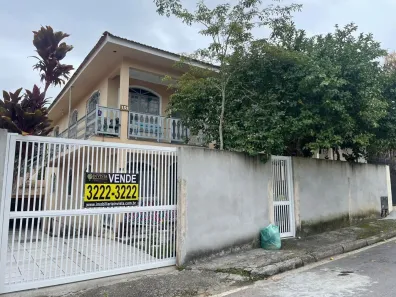 Casa com 6 Quartos à venda, 194m² no Capoeiras, Florianópolis