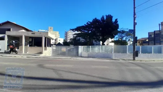 Apartamento com 2 Quartos para alugar, 54m² no Itacorubi, Florianópolis