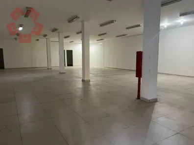 Prédio Comercial para alugar, 900m² no Centro, Osasco