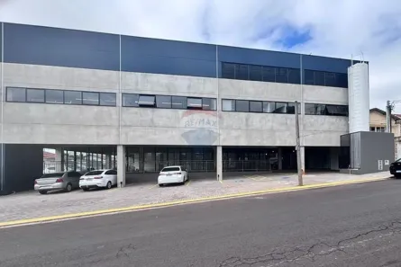Galpão/Depósito/Armazém para alugar, 560m² no Centro, Botucatu