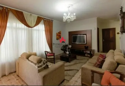Casa com 3 Quartos à venda, 200m² no Vila Paranaguá, São Paulo