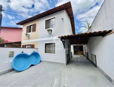 Casa de Condomínio com 2 Quartos à venda, 110m² no Maria Paula, São Gonçalo