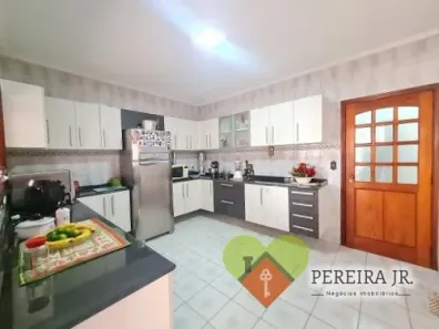 Casa com 4 Quartos à venda, 266m² no Água Branca, Piracicaba
