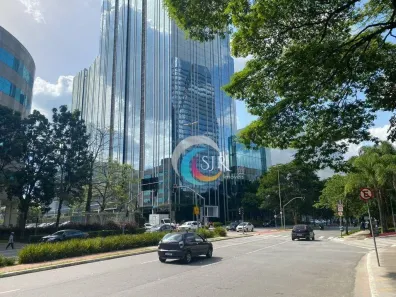 Sala Comercial para alugar, 678m² no Vila Nova Conceição, São Paulo
