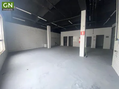 Ponto Comercial para alugar, 757m² no Cruzeiro, Belo Horizonte