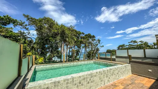 Casa com 5 Quartos à venda, 320m² no Camburi, São Sebastião