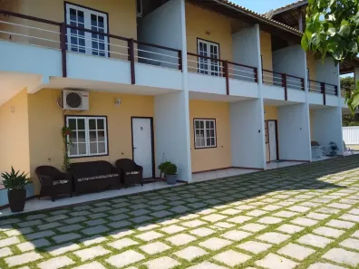 Casa de Condomínio com 2 Quartos à venda, 80m² no Ogiva, Cabo Frio