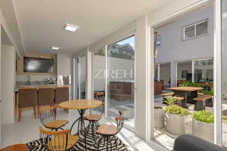 Casa com 4 Quartos à venda, 491m² no Santo Inácio, Curitiba
