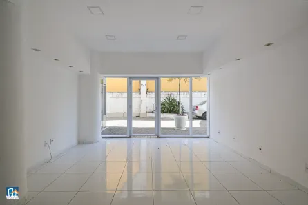 Ponto Comercial para alugar, 43m² no Barra Olímpica, Rio de Janeiro