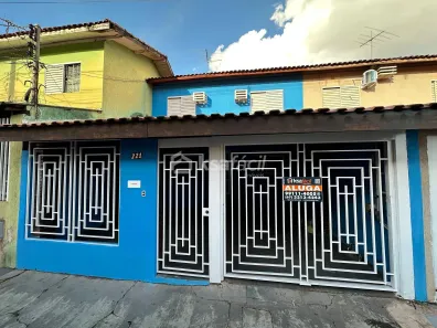 Casa de Condomínio com 4 Quartos para alugar, 136m² no Jardim Jockey Club, Campo Grande