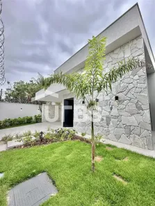 Casa com 3 Quartos à venda, 200m² no Jardim Atlântico, Goiânia