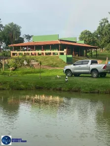 Fazenda/Sítio com 4 Quartos à venda, 26m² no Setor Central, Serranópolis