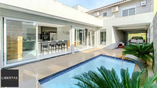 Casa com 3 Quartos à venda, 217m² no Mário Quintana, Porto Alegre