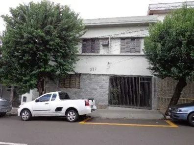 Sobrado com 3 Quartos à venda, 180m² no Centro, Araraquara
