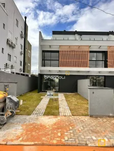 Casa com 3 Quartos à venda, 201m² no Ingleses do Rio Vermelho, Florianópolis