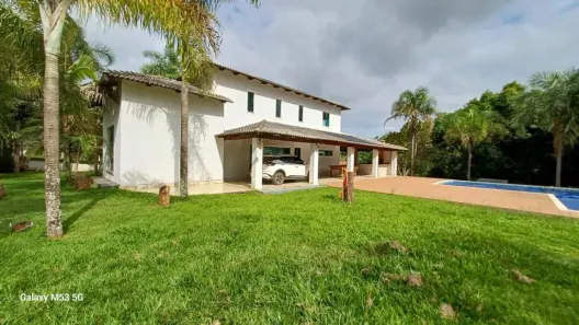 Sobrado com 5 Quartos à venda, 480m² no , Hidrolândia