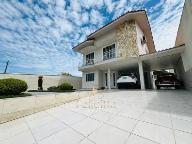 Casa com 3 Quartos à venda, 209m² no Centro, Palhoça