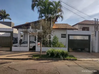 Casa com 3 Quartos à venda, 197m² no Jardim São Bento, Campo Grande