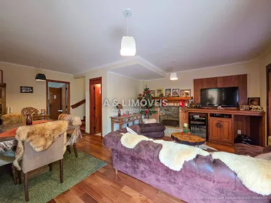 Casa de Condomínio com 4 Quartos à venda, 160m² no Vila Isabel, Campos do Jordão