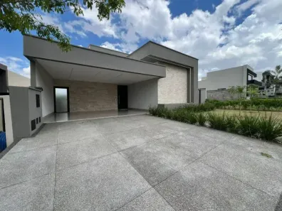 Casa de Condomínio com 3 Quartos à venda, 163m² no Parqville Pinheiros, Aparecida de Goiânia